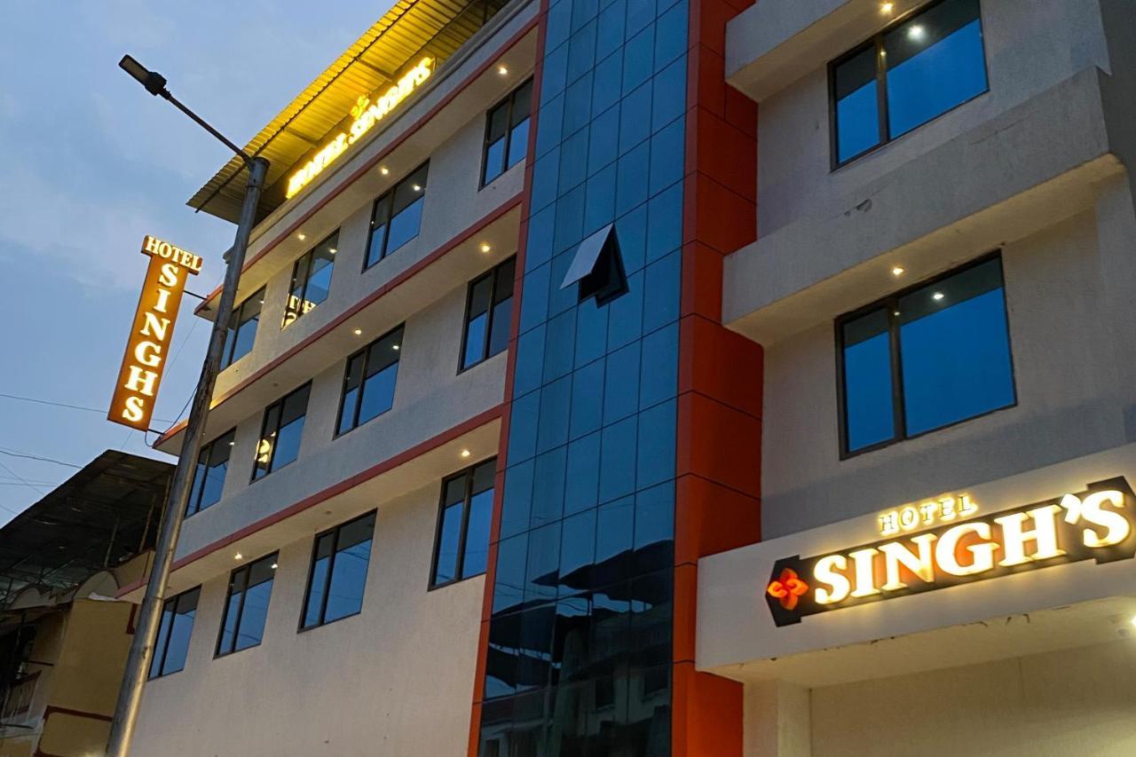 Hotel Singh`s By WB Inn, Vashi, Navi Mumbai Bagian luar foto